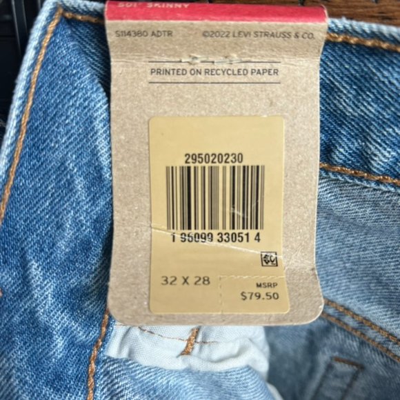 SOLD — LEVI's 501 skinny jeans 32X28 - Picture 2 of 4